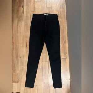 720 Levi’s high rise jeans